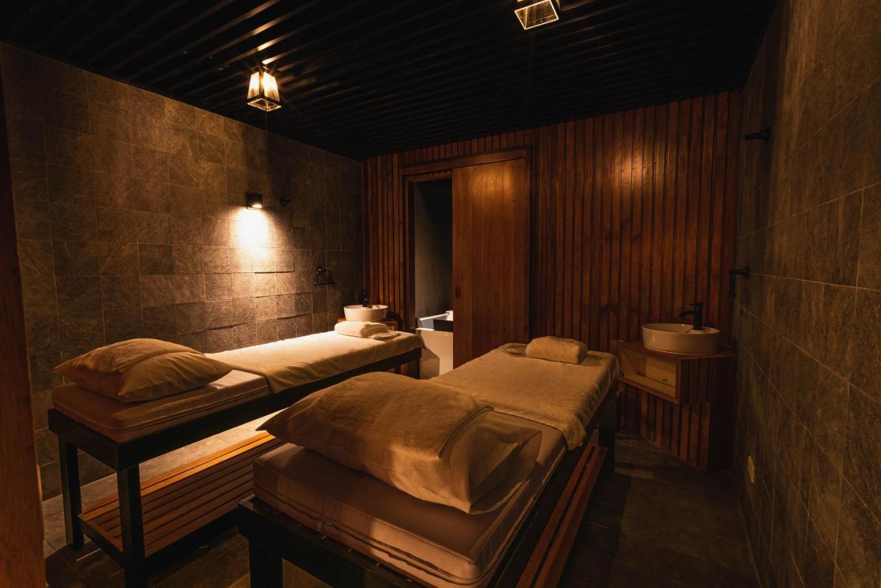 Coro Hotel San Pedro Makati Eksteriør billede